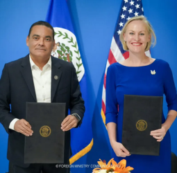 Belize and the United States signs Safe 3rd country agreement